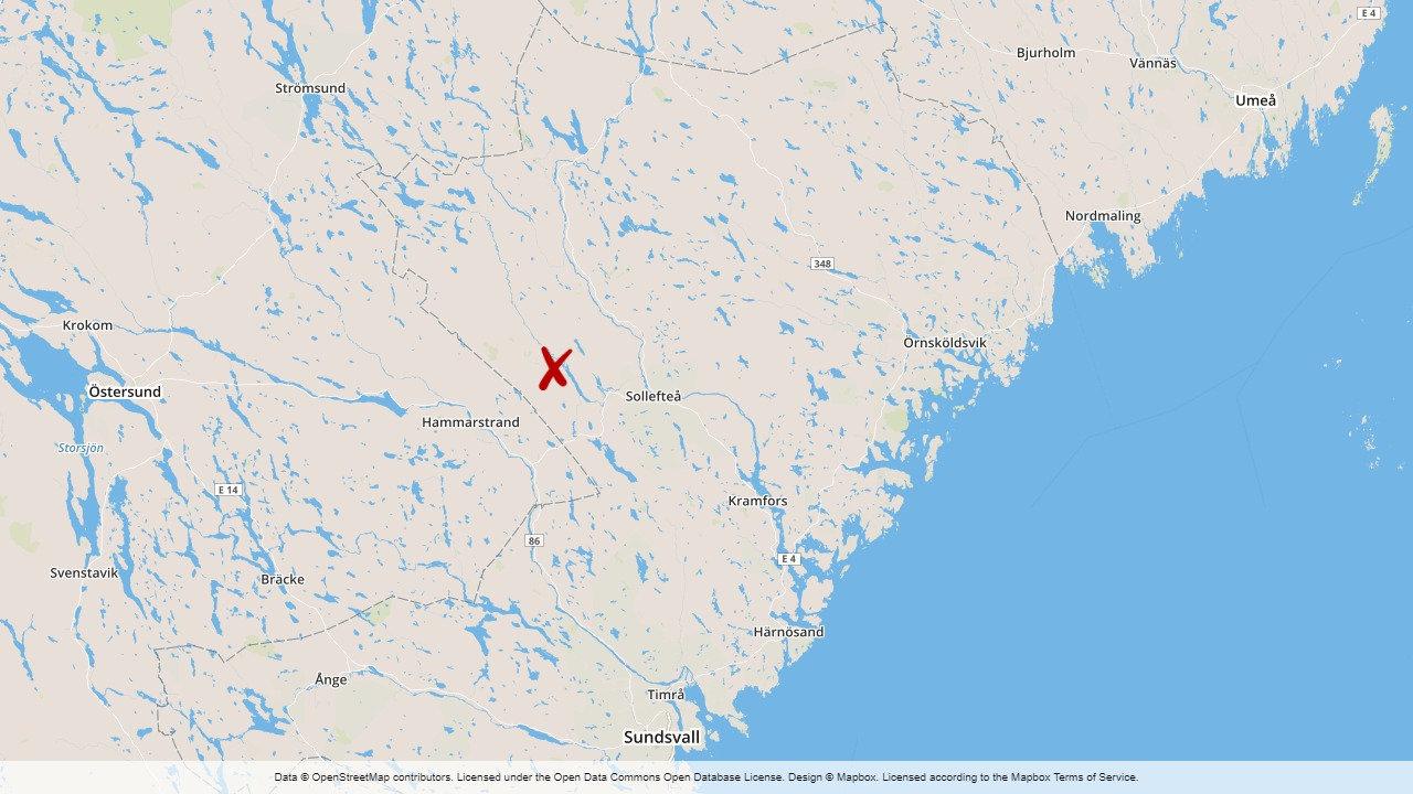 Brandområdet, nordväst om Sollefteå, är cirka 1,5 x 0,5 kilometer stort.