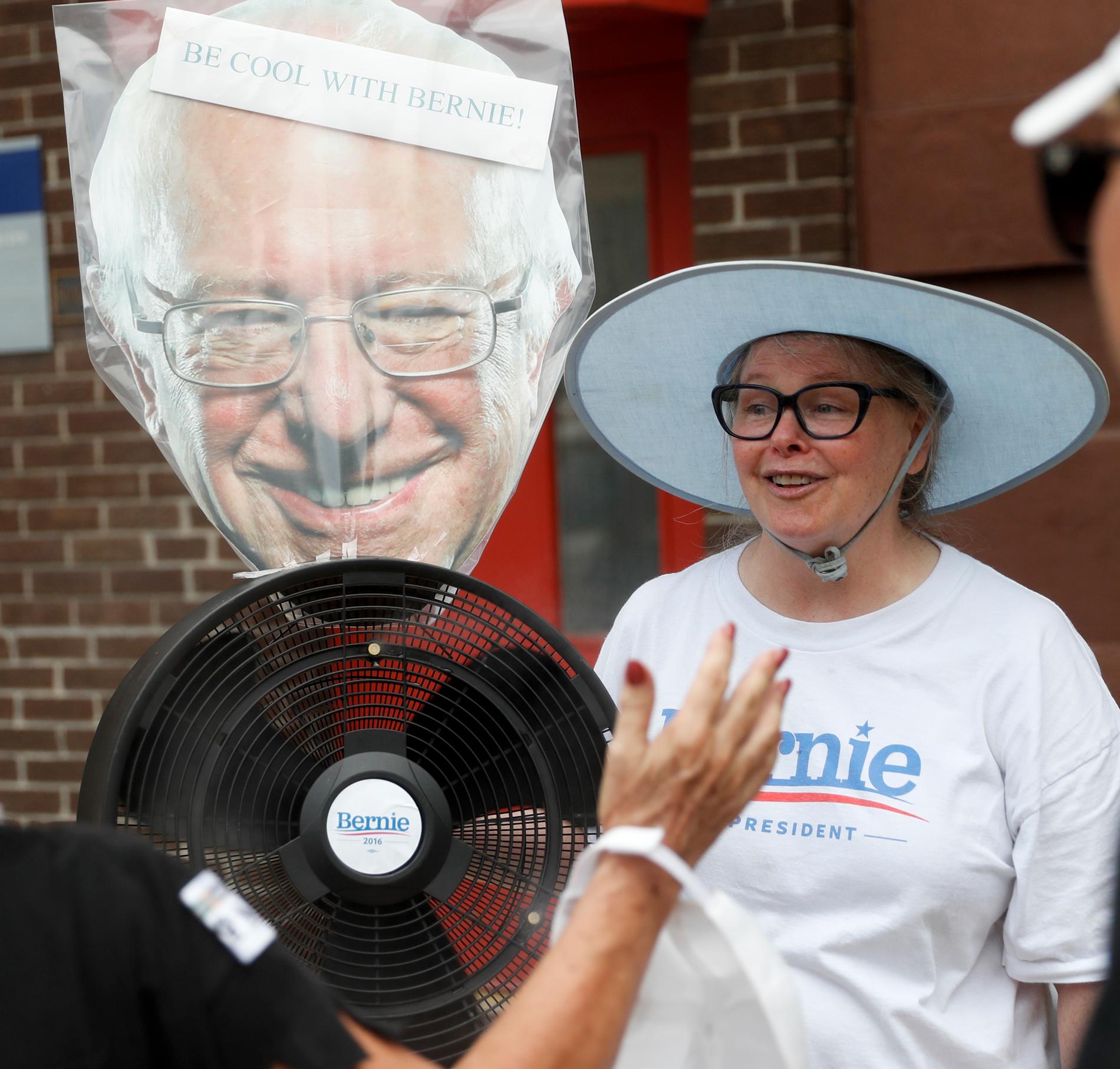 Sanders-anhängare i Philadelphia inför demokraternas konvent. Foto: AP TT