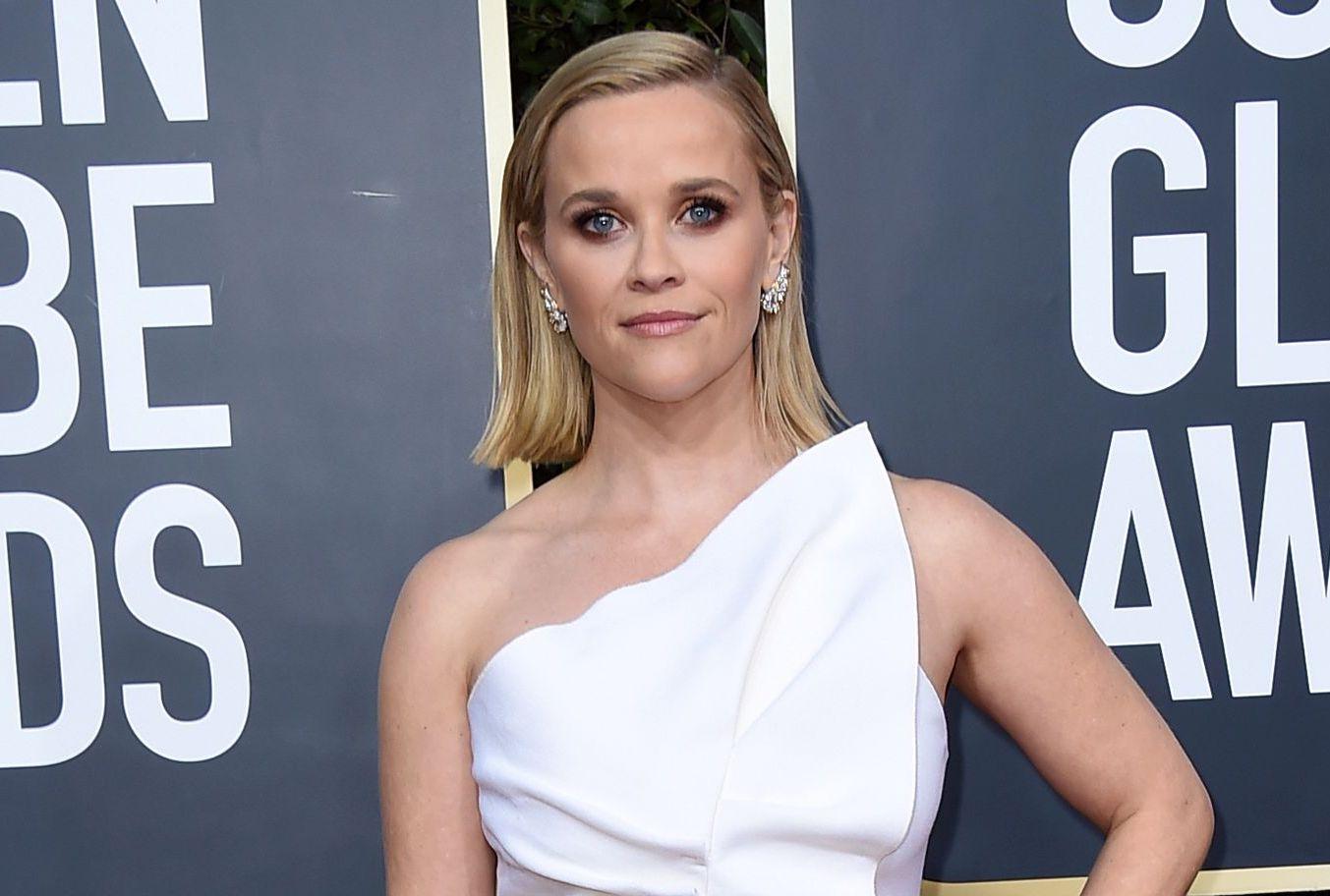 Ett internmejl från Hollywood Reporters ägare klagar över att den negativa Hollywoodbevakningen gått ut över en glamorös tillställning med Reese Witherspoon.