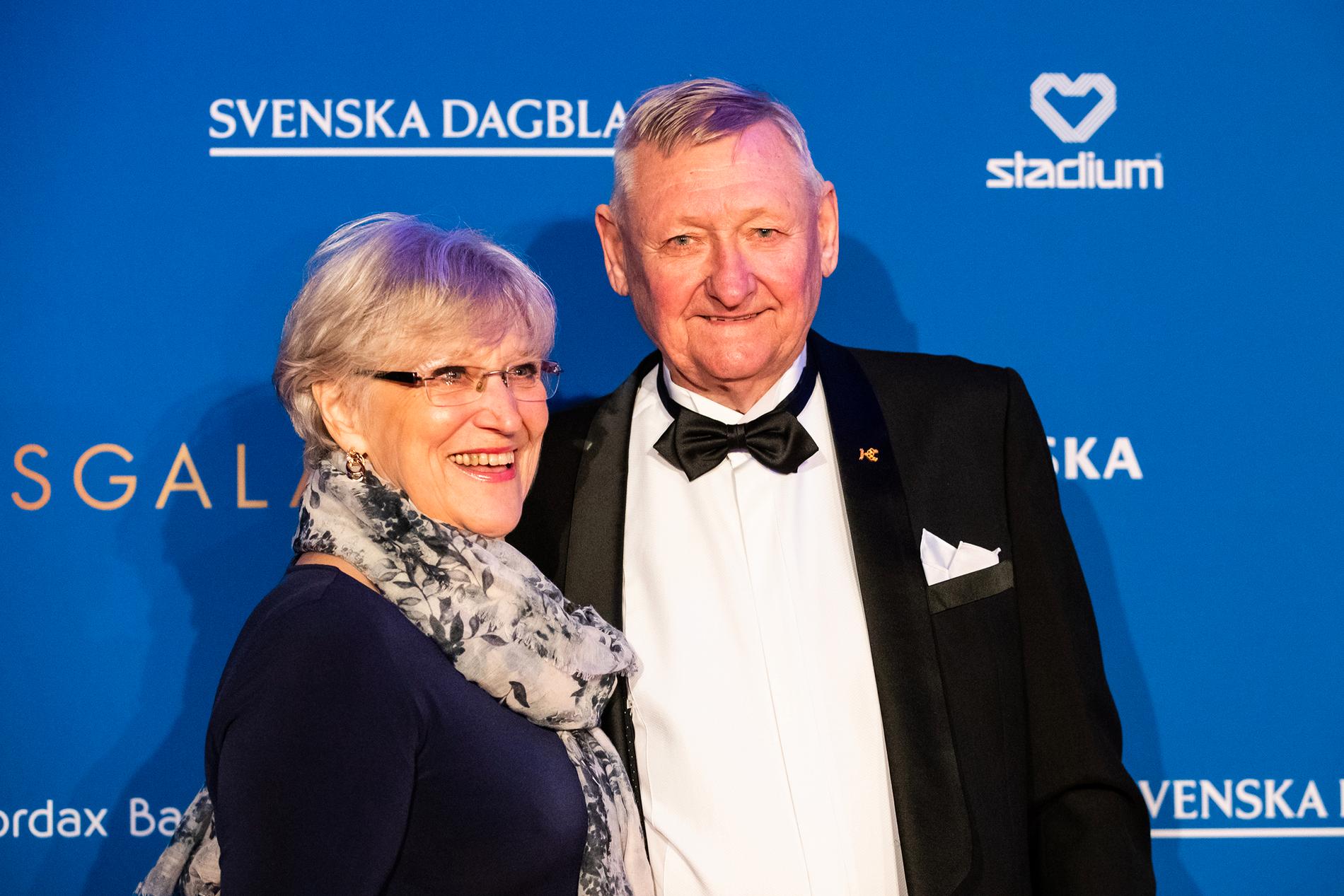 Ragnar Skanåker med sällskap under Idrottsgalan 2019. 