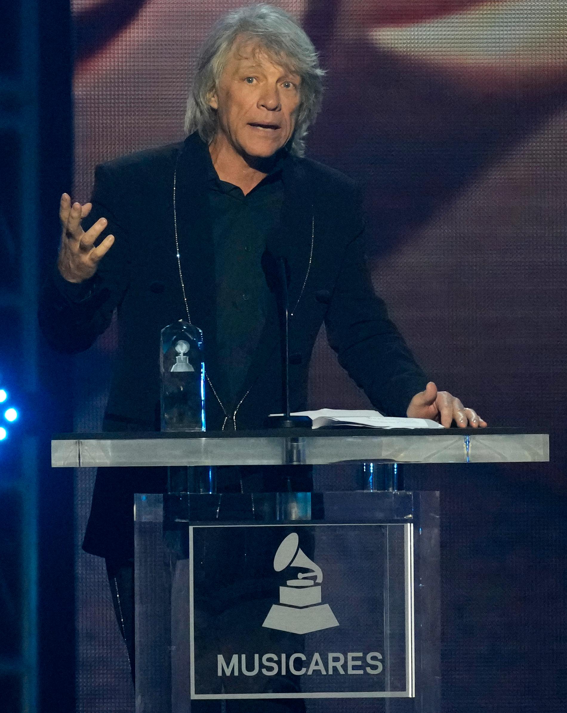 Jon Bon Jovi fick Musicares Person of the Year award 2024