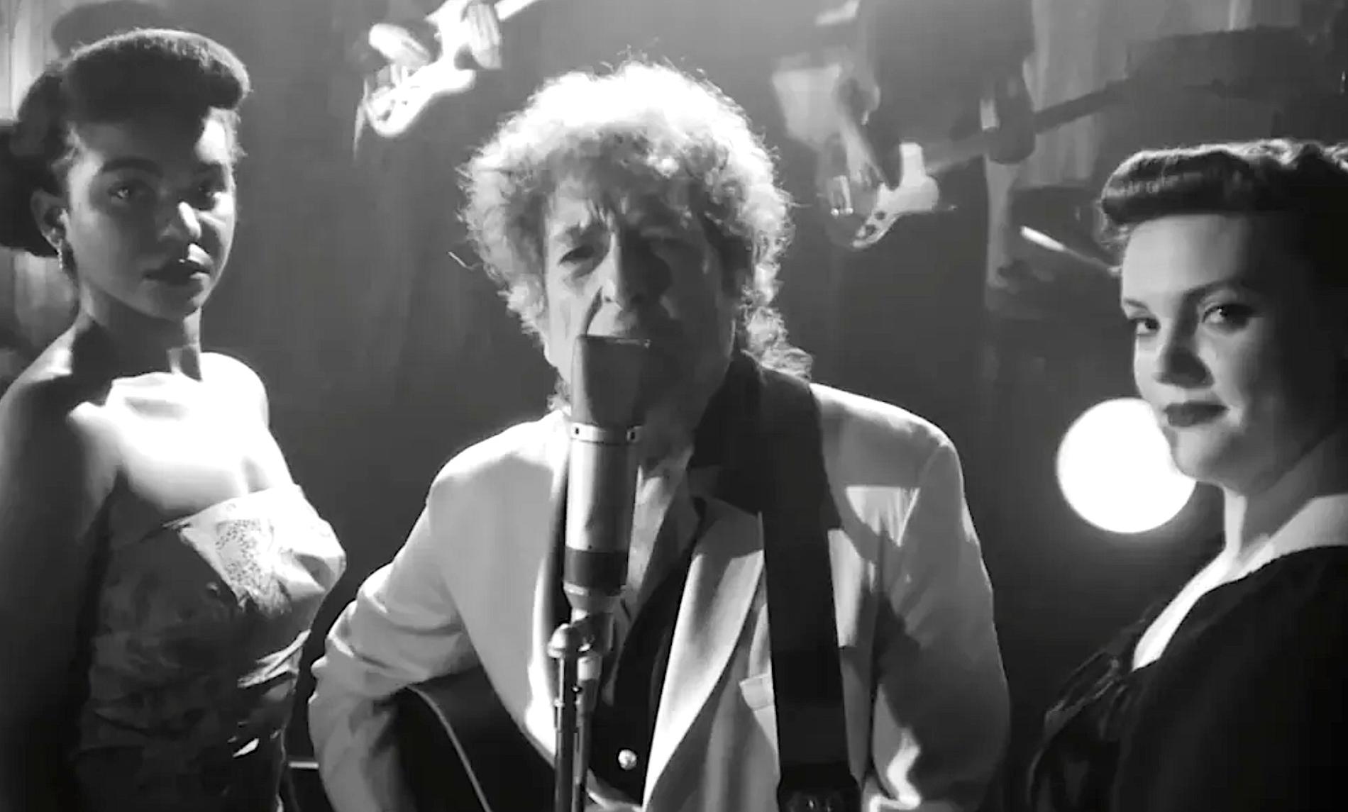 Bob Dylan släpper i dag musiken från konsertfilmen ”Shadow kingdom”.