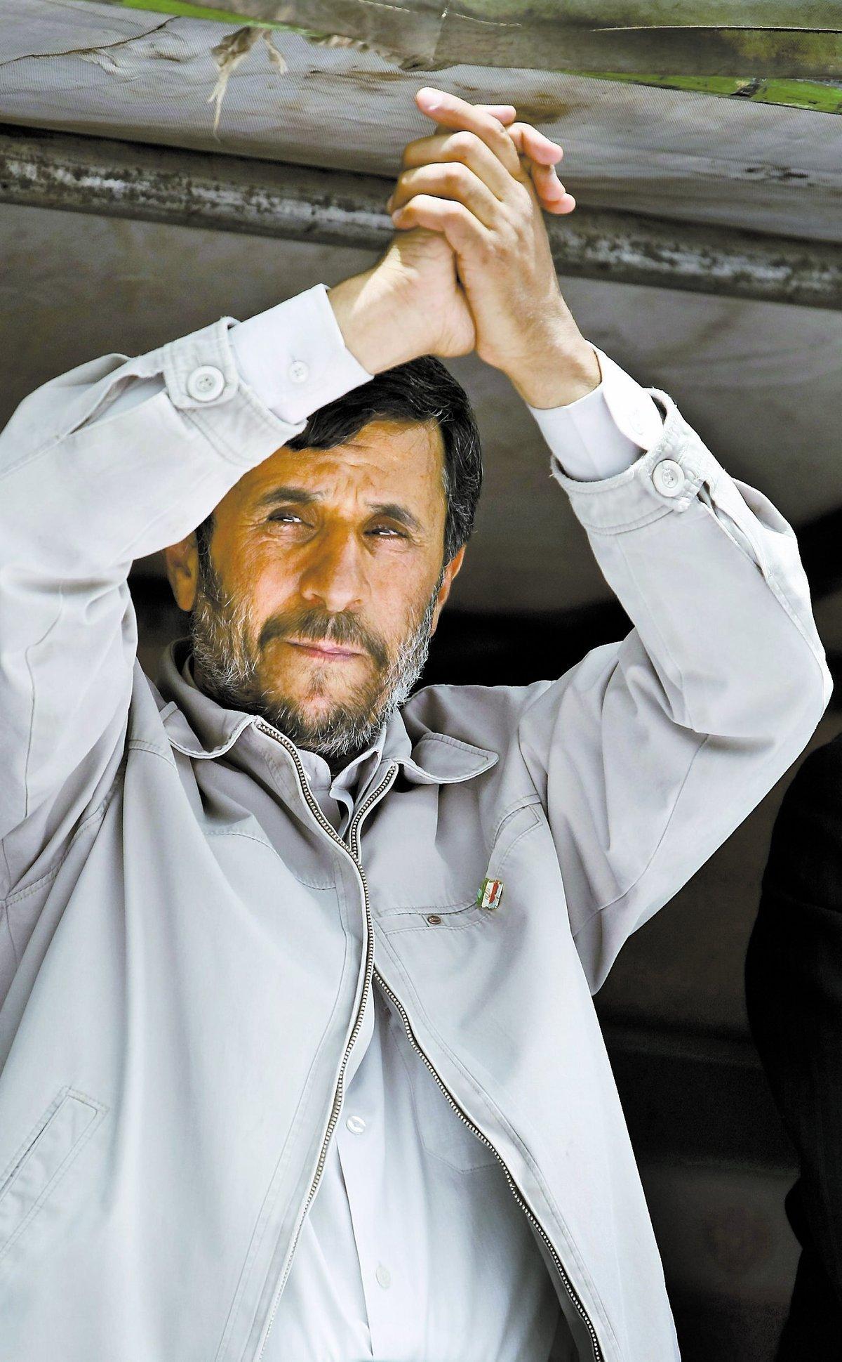 Rapporter om fusk räcker inte som föklaring till Mahmoud Ahmadinejads seger i Irans presidentval, skriver Ali Esbati.