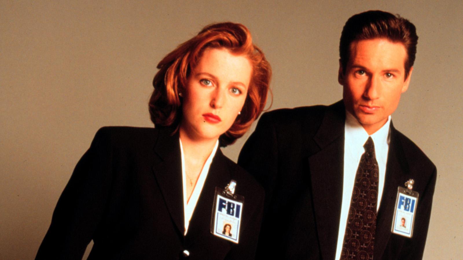 David Duchovny och Gillian Anderson som agenterna Mulder och Scully i ”Arkiv X”. 