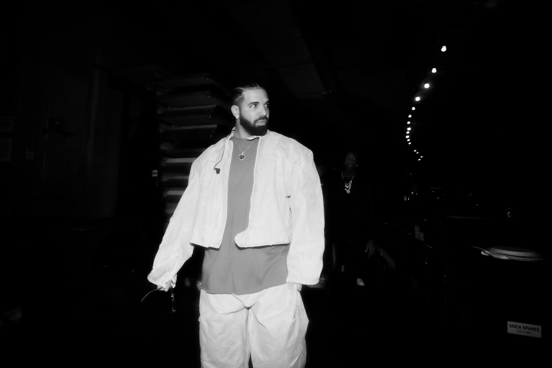 Drakes åttonde album kommer med nyheten om att artisten väntas ta en paus från musiken på minst ett år. 