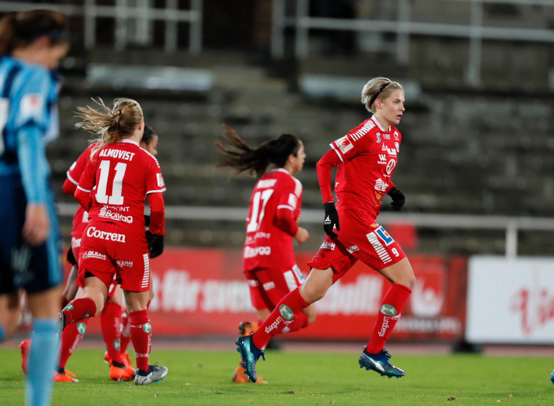 Lina Hurtig gjorde båda målen för Linköping i 2–2-matchen borta mot Djurgården.
