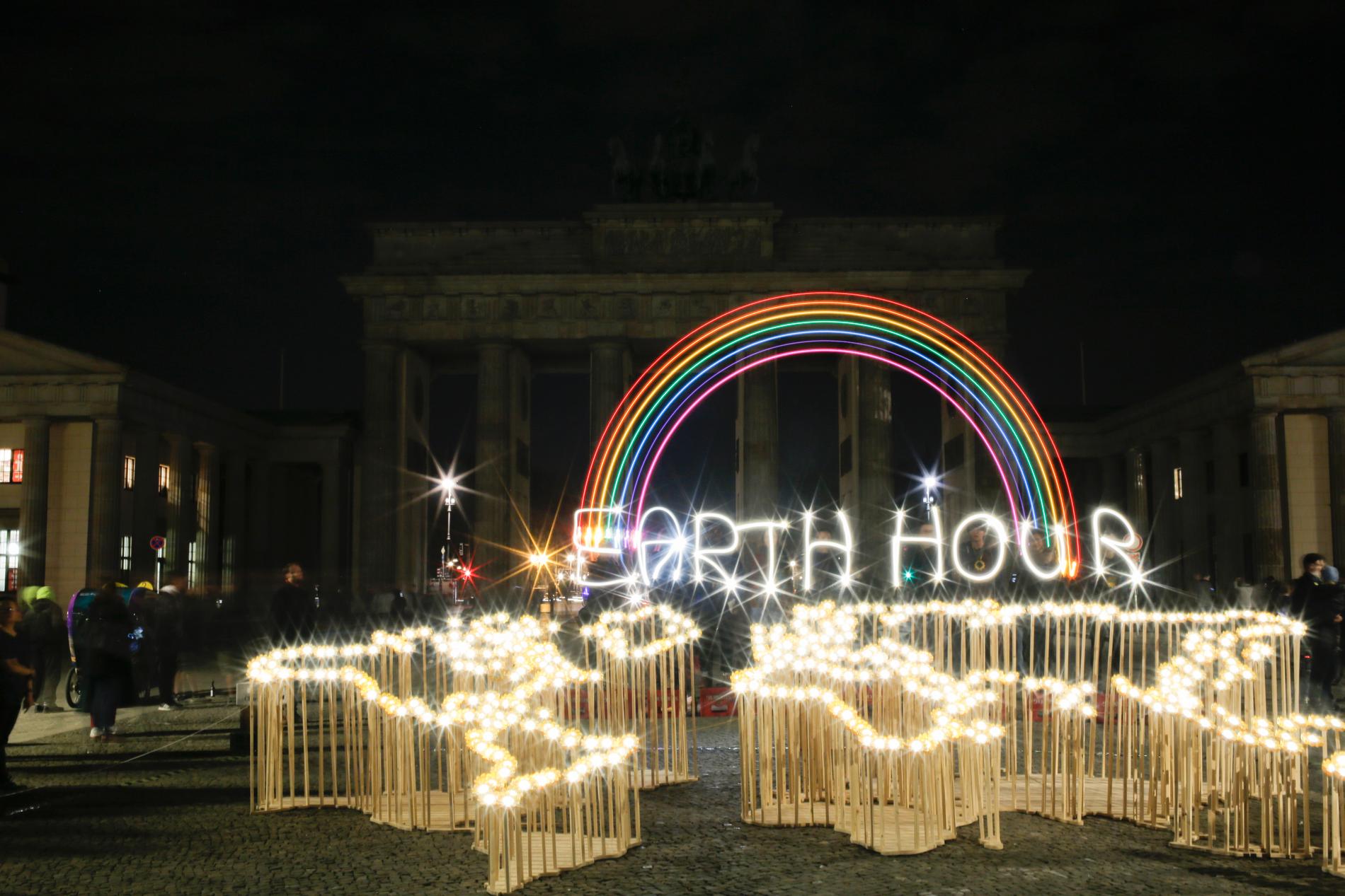 Earth Hour för klimatet har anordnats runt om i världen sedan 2007. Här Brandenburger Tor i Berlin 2019.