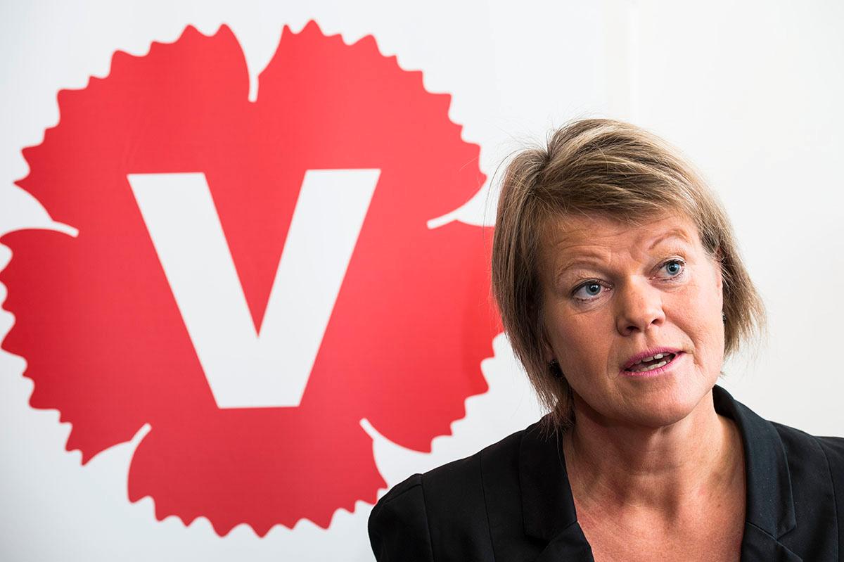 Vänsterpartiets ekonomisk-politiska talespersonen Ulla Andersson.