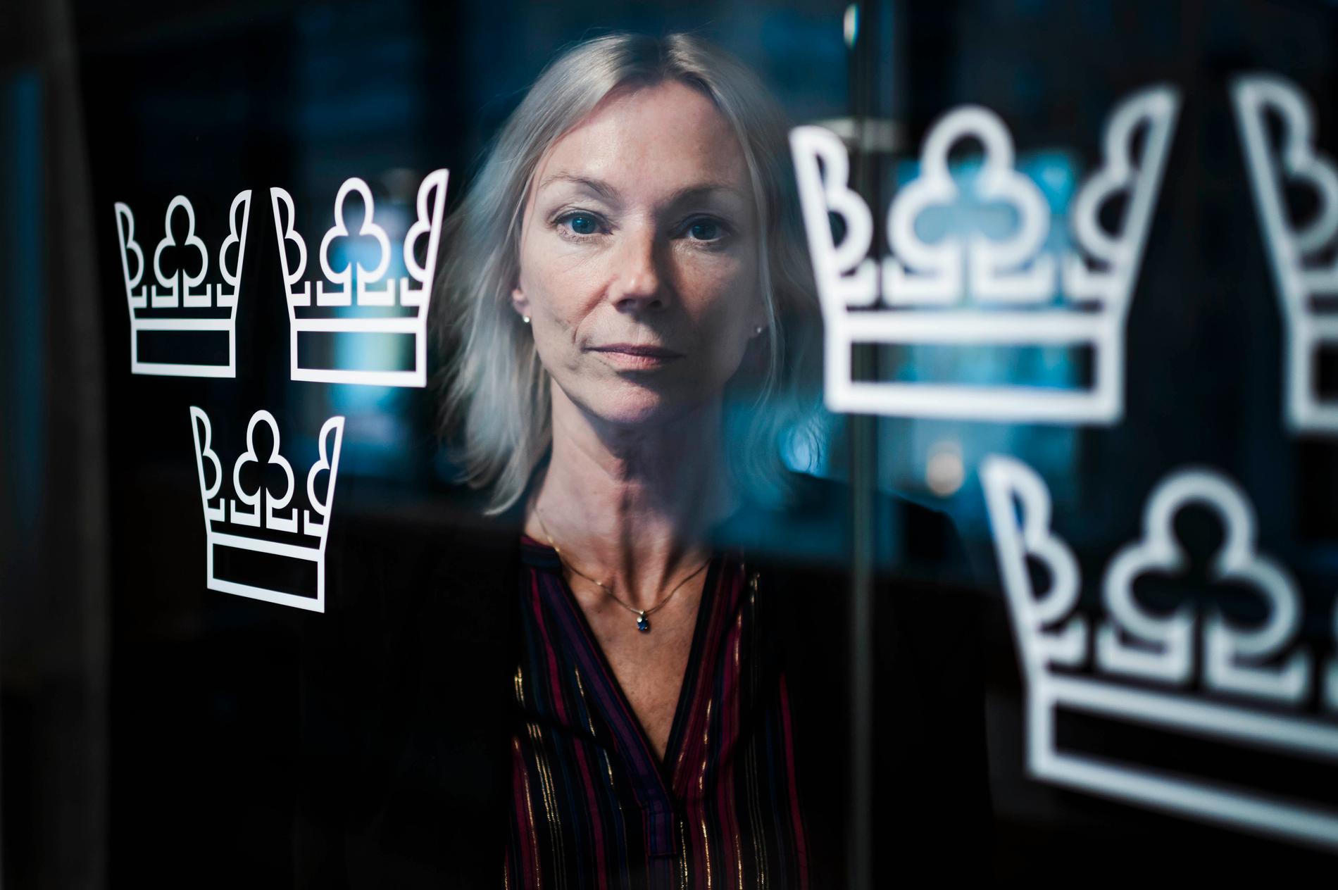 Karolina Ekholm, riksgäldsdirektör, presenterar oktobersiffrorna. Arkivbild.
