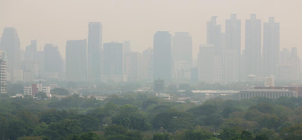 Bangkok har drabbats av giftig smog. 