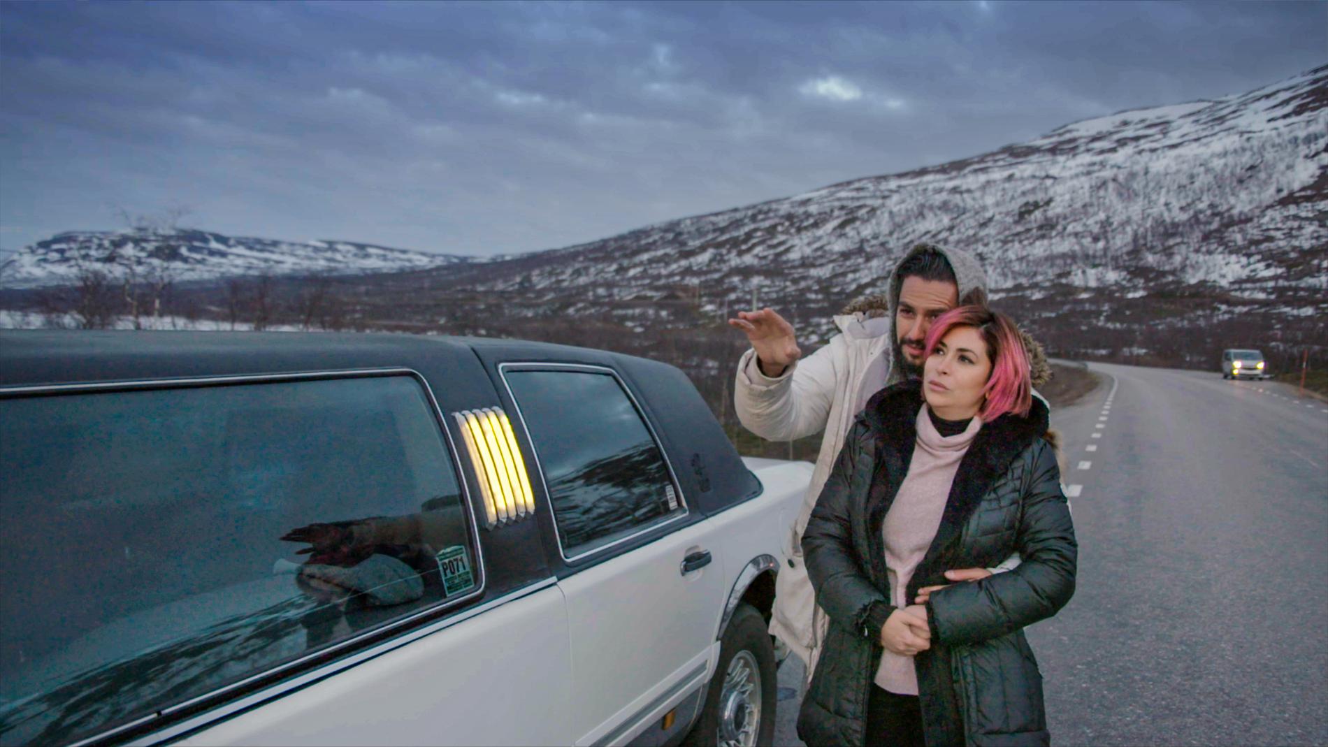 Den syriska filmstjärnan Deema Bayaa med sin man Ahmad.