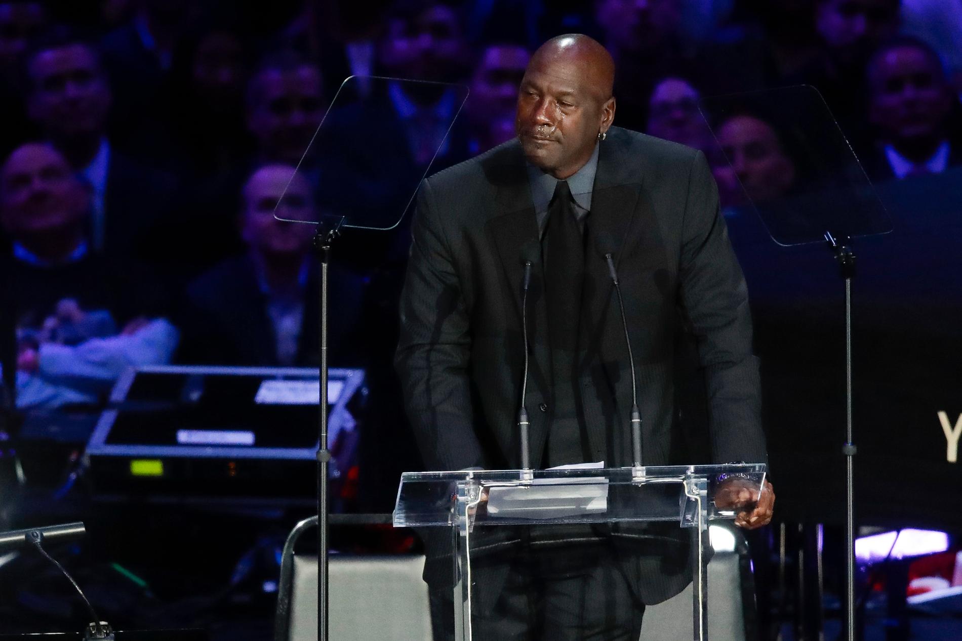 Michael Jordan kommer presentera Kobe Bryant i Hall of Fame.