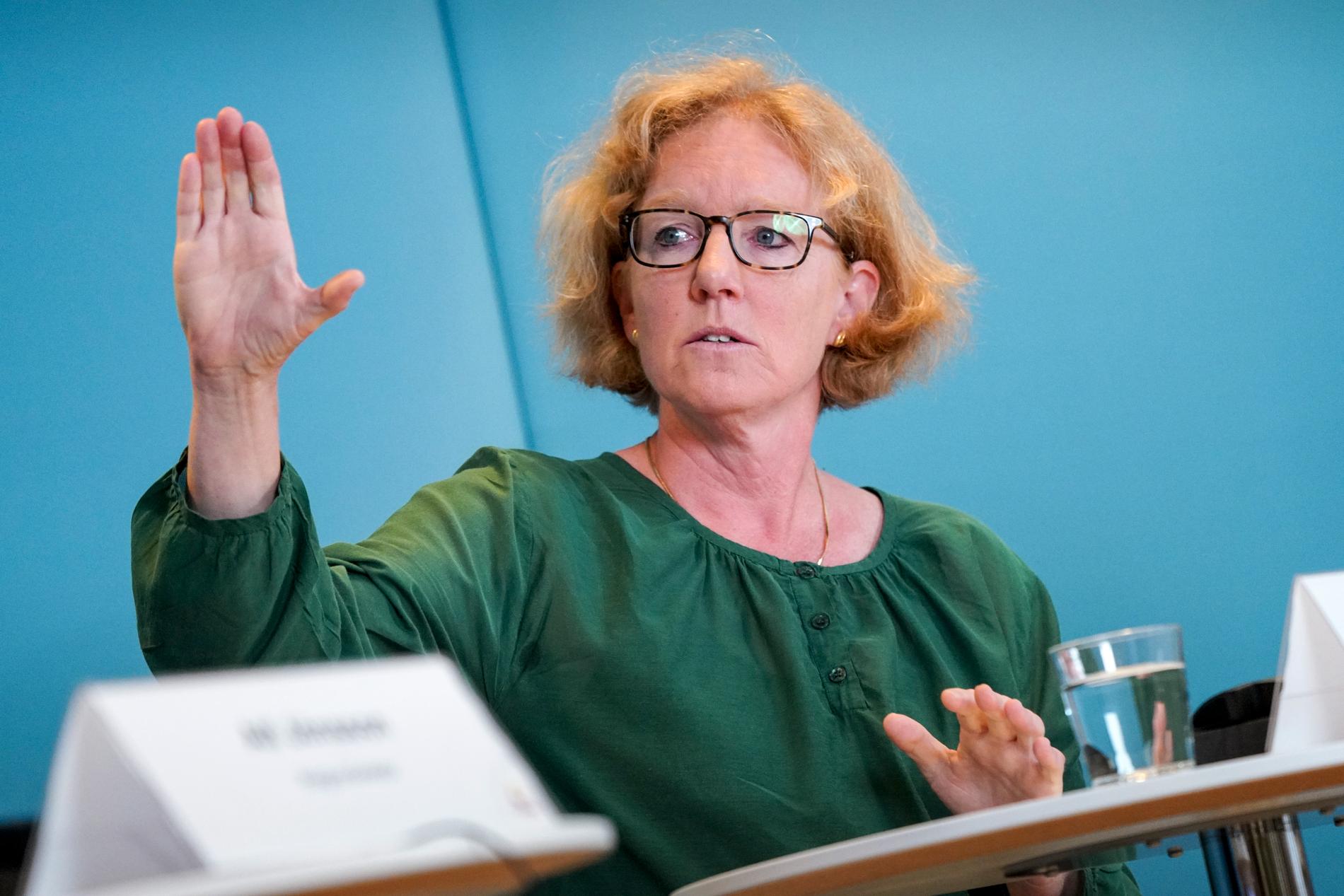 Eva Melander, smittskyddsläkare, under Region Skånes pressträff med fokus på covid19-situationen i Skåne.