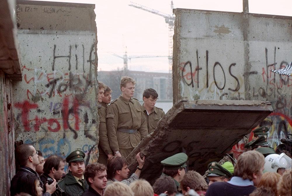 Berlinmuren föll 1989 och DDR är ett minne blott. 