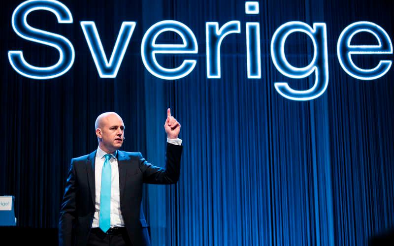 Talet - en fingervisningReinfeldt och hans parti har tusen anledningar att slåss för att behålla makten och det visade han under sitt tal. En av anledningarna är Anders Borg, en annan Carl Bildt. Går inte Alliansen segrande ur valet kommer de att tappa sina mest färgstarka och populära företrädare - och även Reinfeldt lär byta jobb.