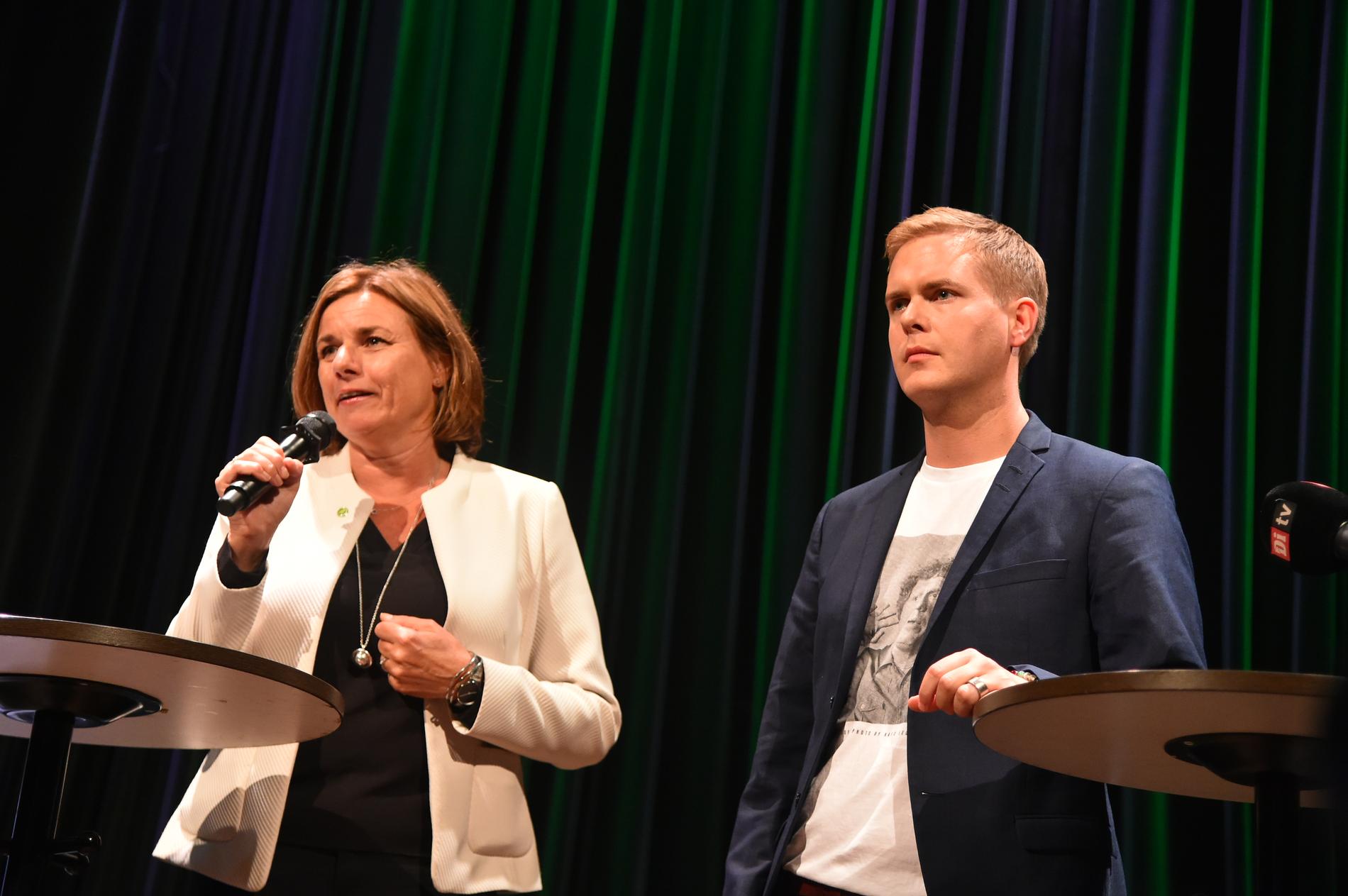 Miljöpartiets språkrör Isabella Lövin och Gustaf Fridolin på partiets valvaka.