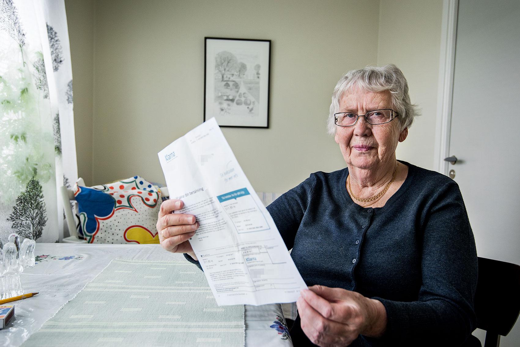 Britta Gustafsson, 83, fick en faktura på 511 kronor för mat hon aldrig beställt eller fått.