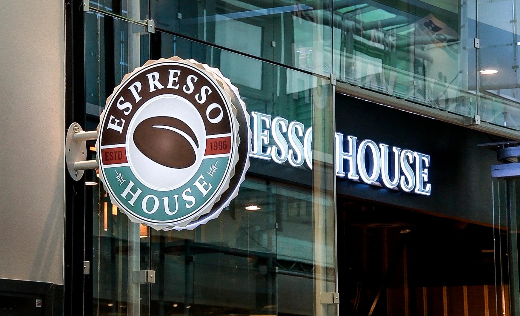 Vittnesmål väller in om allvarliga problem med arbetsmiljön på Espresso House.