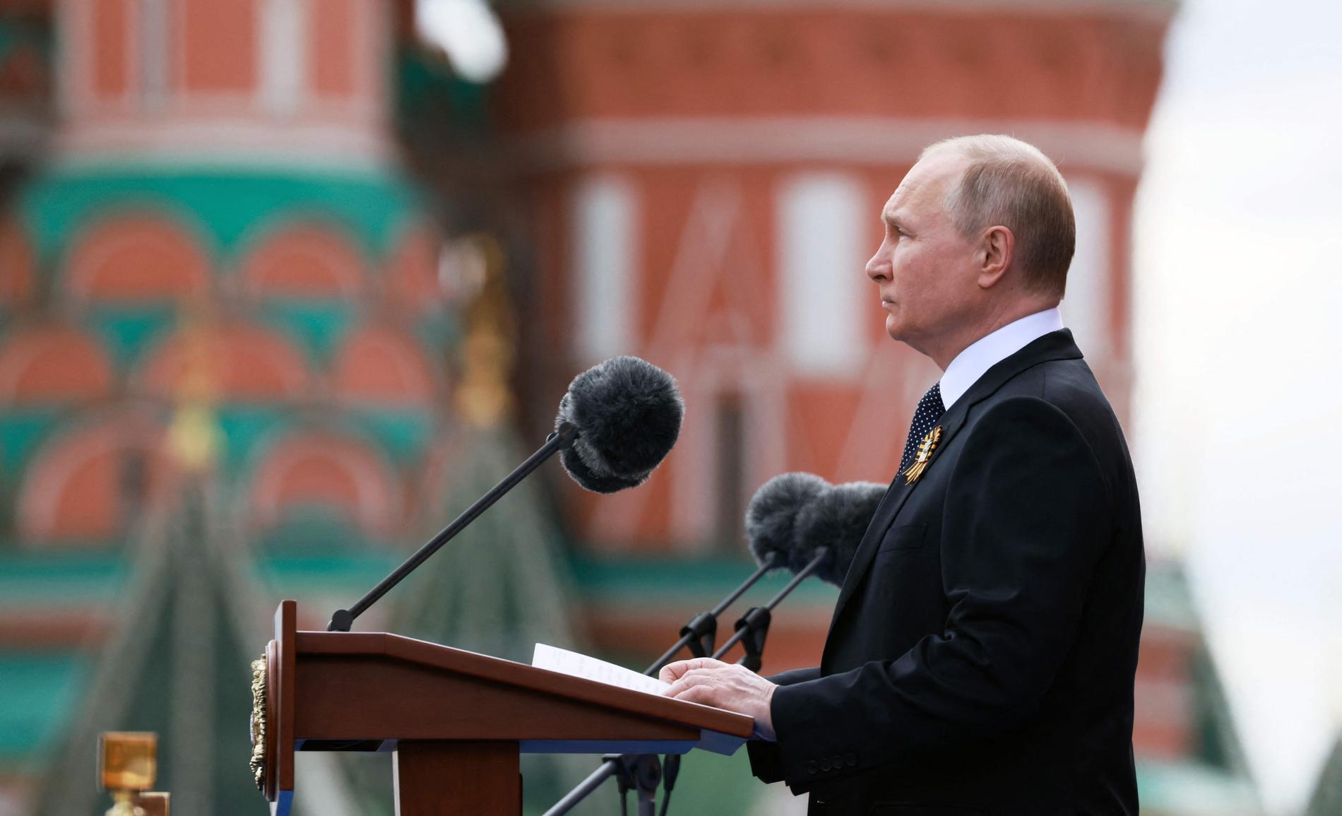 Rysslands president Vladimir Putin höll tal på Röda torget i Moskva.