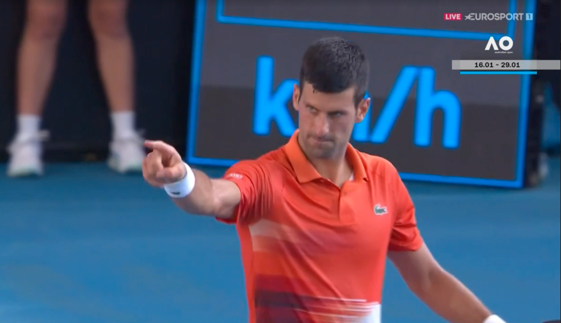 Novak Djokovic förlorade första set mot Sebastian Korda...