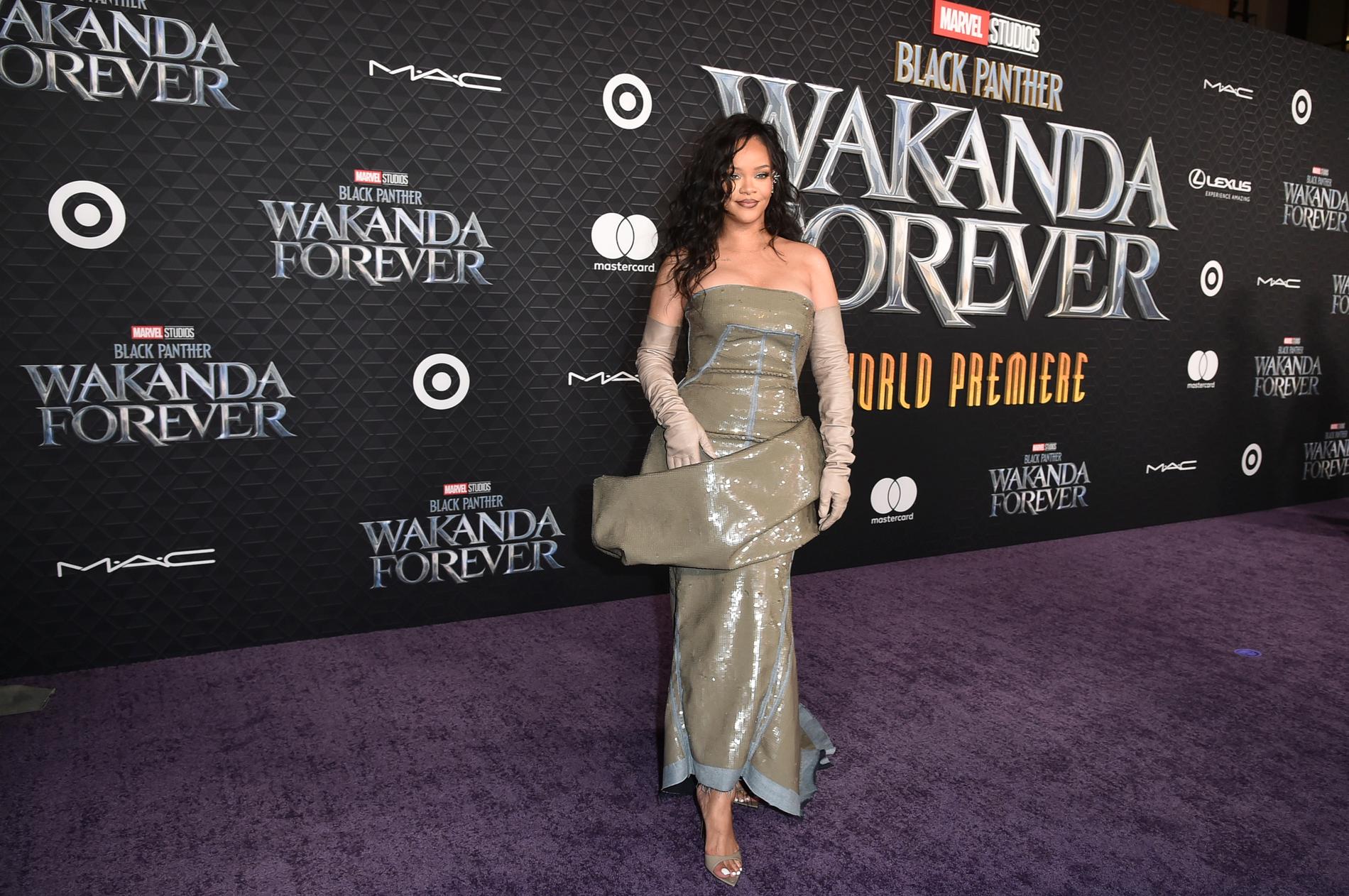 Rihanna på världspremiären av "Black Panther: Wakanda Forever" i höstas. 