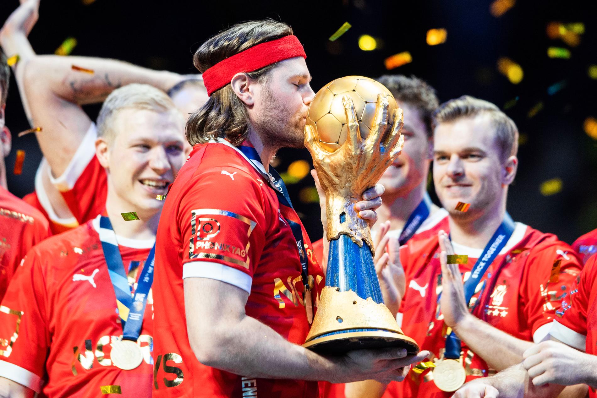 Mikkel Hansen jublar Danmarks VM-guld 2023. 