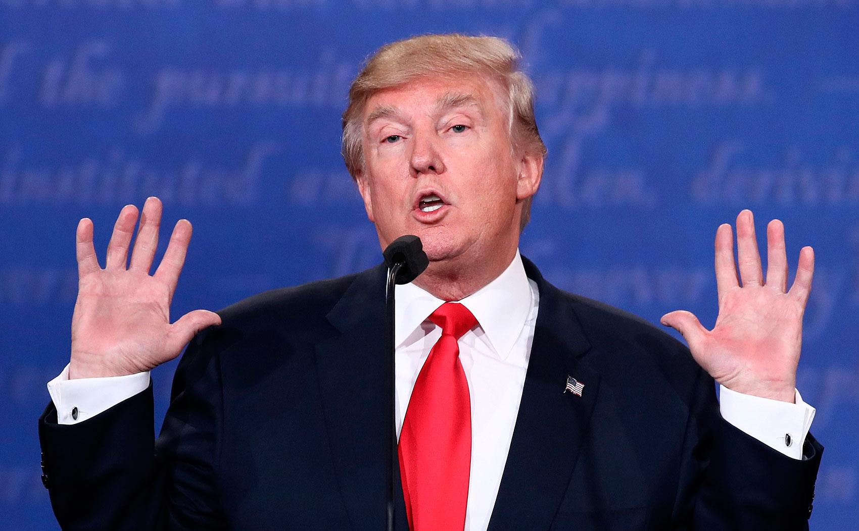 Donald Trump dömer ut presidentvalet som riggat.