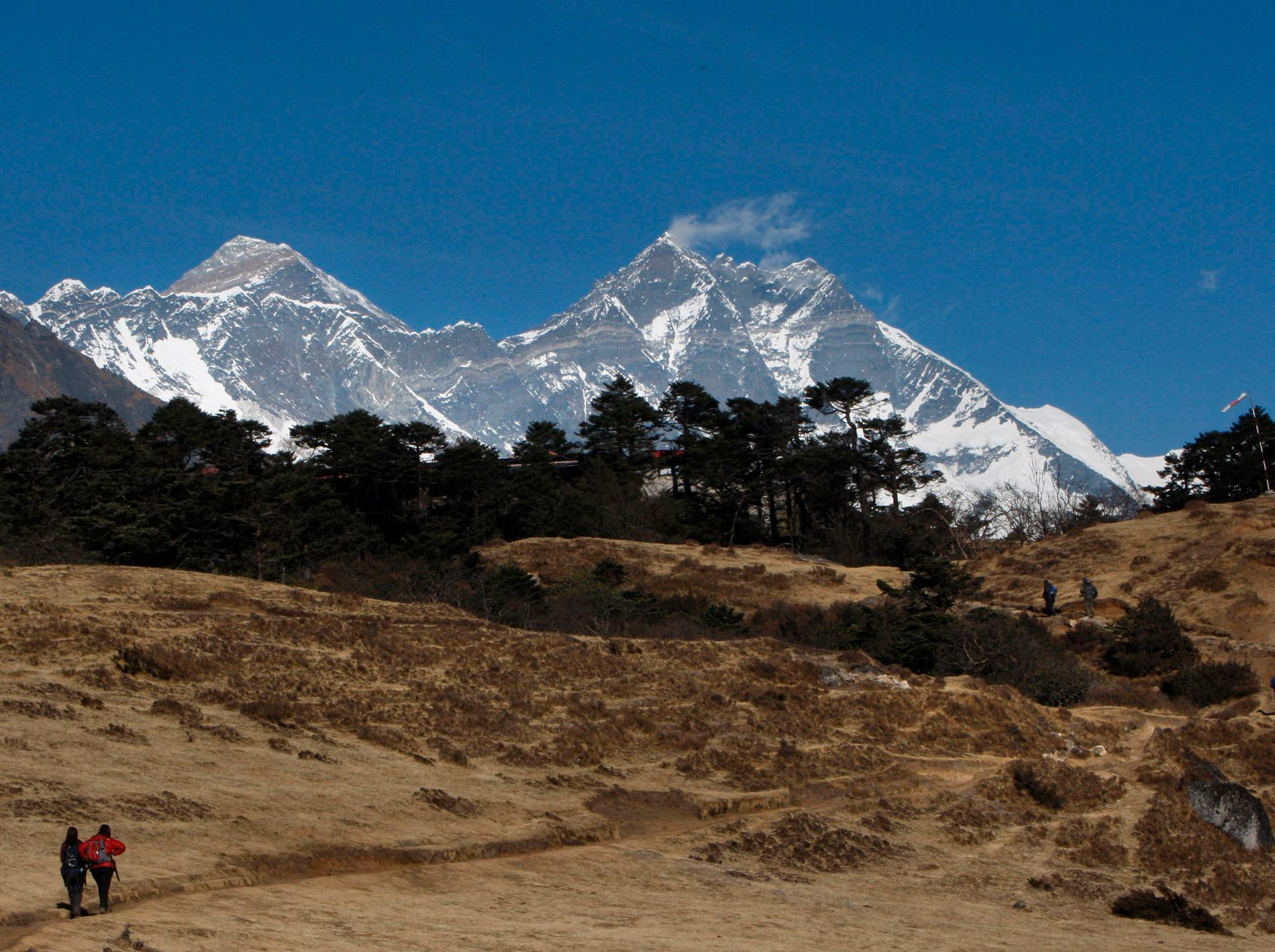 Mount Everest i bergskedjan Himalaya ska mätas på nytt. Arkivbild.