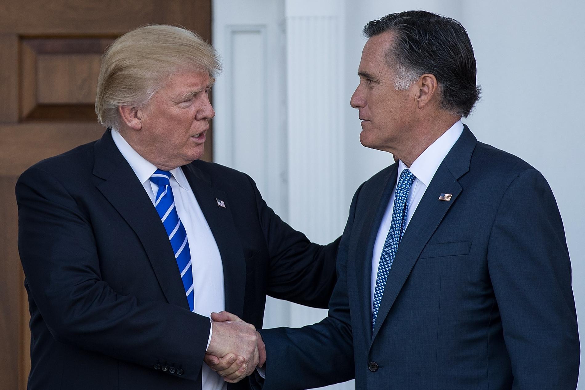 Donald Trump och Mitt Romney.