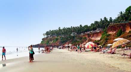Om du vill varva ner får du ett ypperligt tillfälle att göra det på stranden i Varkala. Orten i Indien är en av höstens nyheter.
