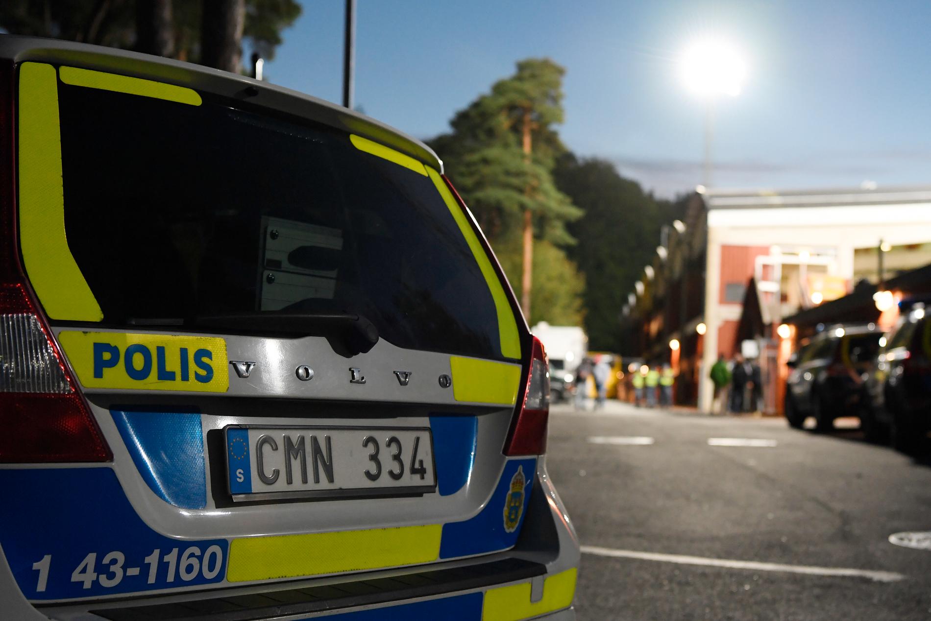 Polisen har gripit fyra personer i Göteborgstrakten, misstänkta för bland annat människohandel. Arkivbild.