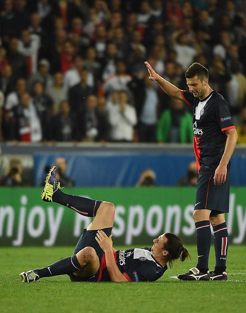 Zlatan skadade sig i förra mötet.