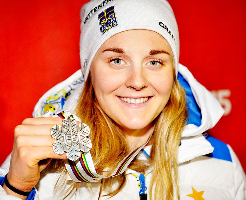 Stina Nilsson med silvermedaljen.