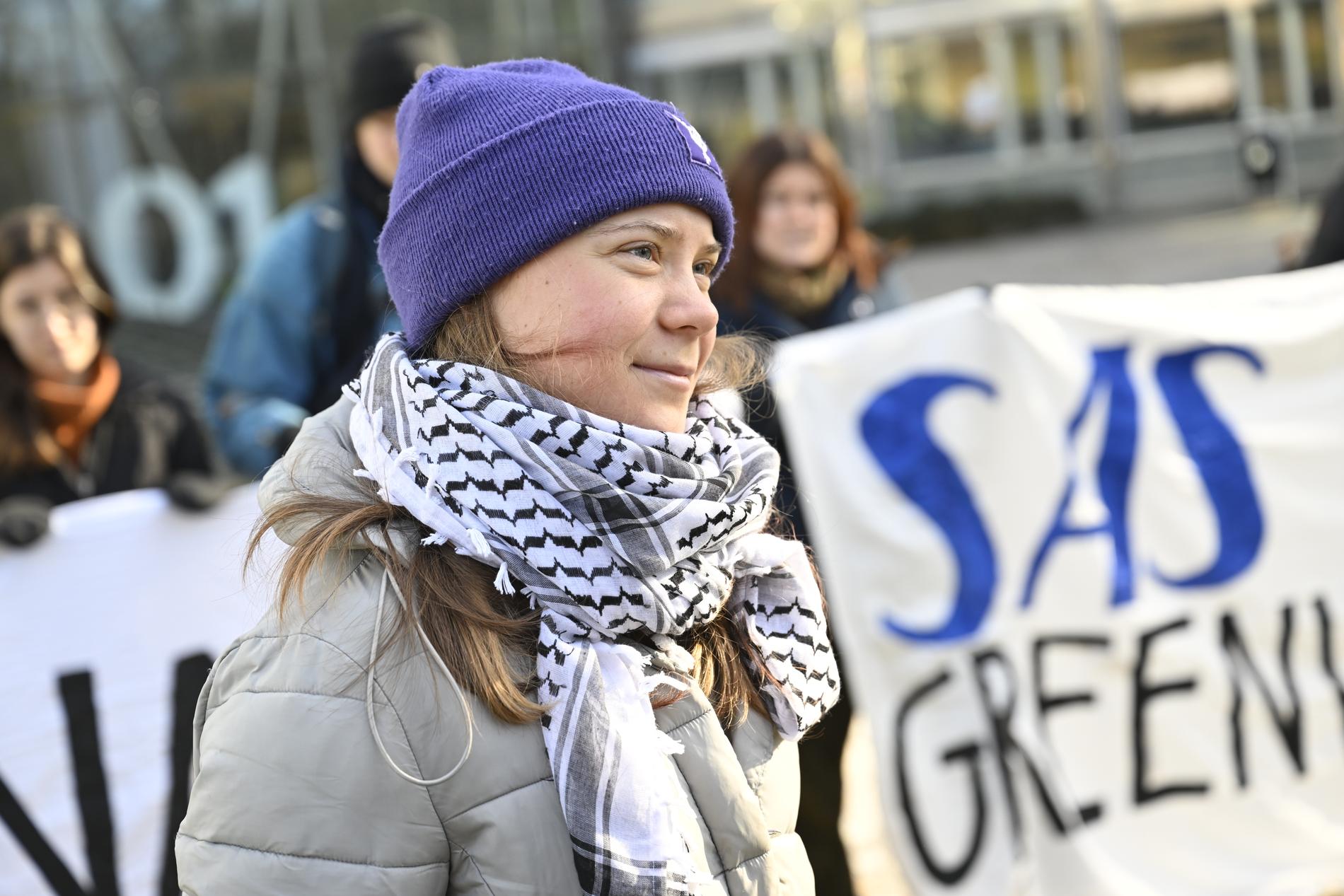 Greta Thunberg och Fridays for future har aldrig hymlat med sitt budskap – radikaliteten har funnits där hela tiden. Däremot har omvärlden blivit mer auktoritär, skriver Mathias Wåg.