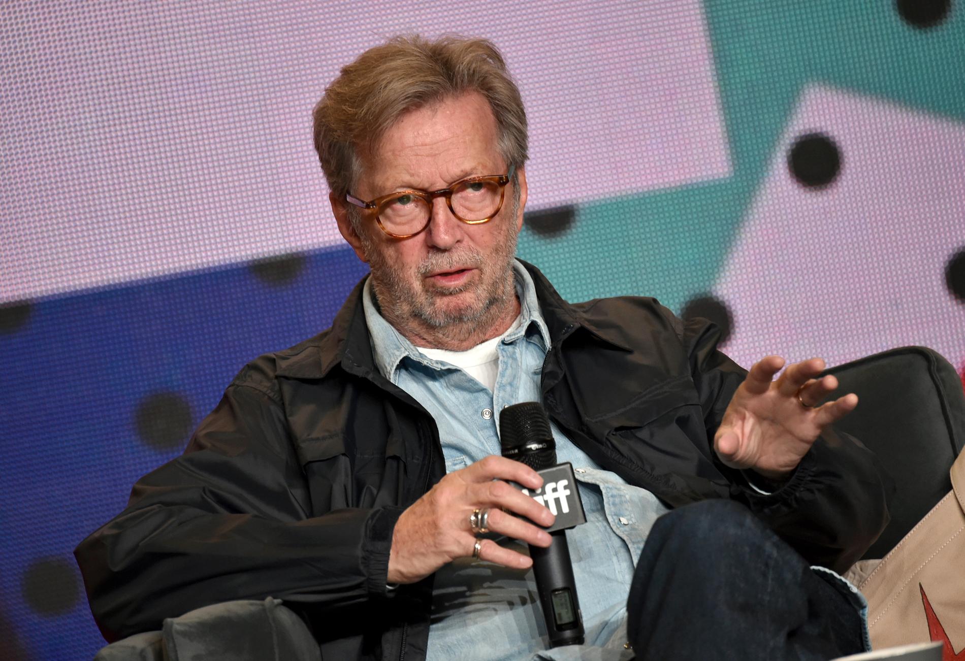 Eric Clapton är kritisk till vad han kallar ”hetsen” att vaccinera sig”