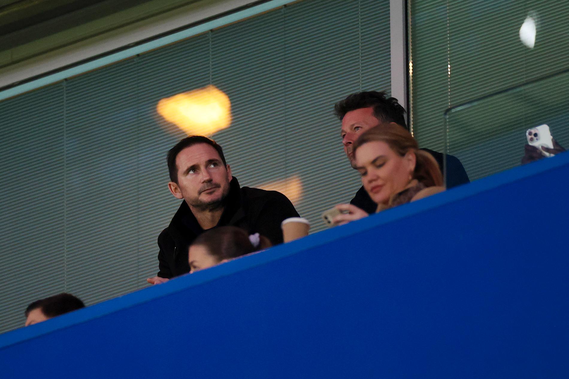 Frank Lampard på plats på Stamford Bridge under Chelseas möte med Liverpool.