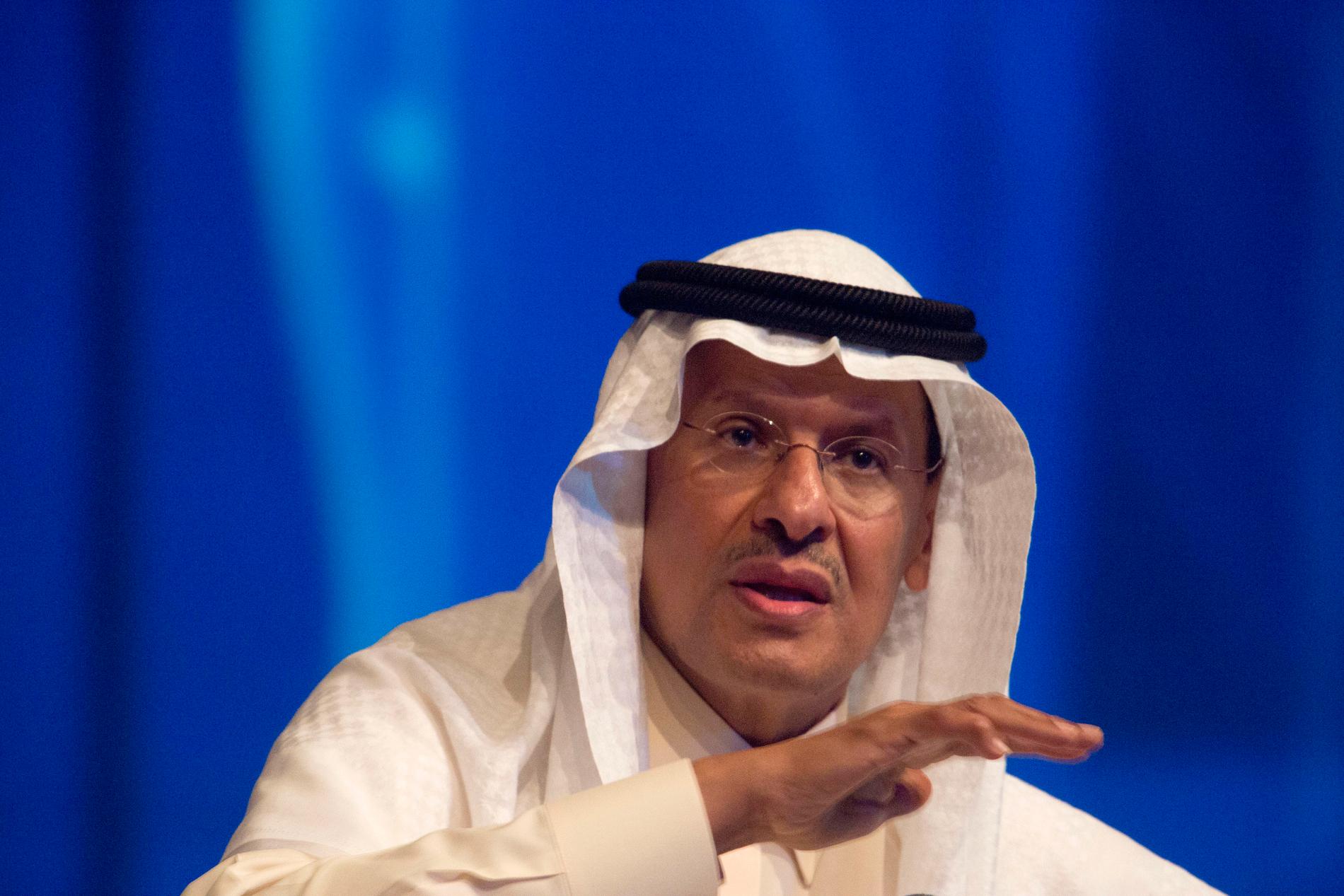 Saudiarabiens nya energiminister prins Abdulaziz bin Salman vid en energikonferens i Abu Dhabi under måndagen.