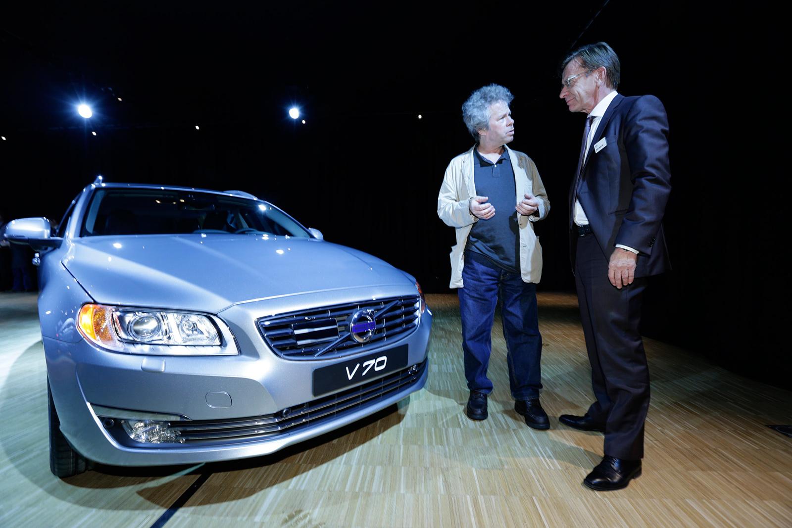 Robert Collin diskuterar Volvos framtid med nyblivne vd:n, Håkan Samuelsson. Foto: ANDERS DEROS