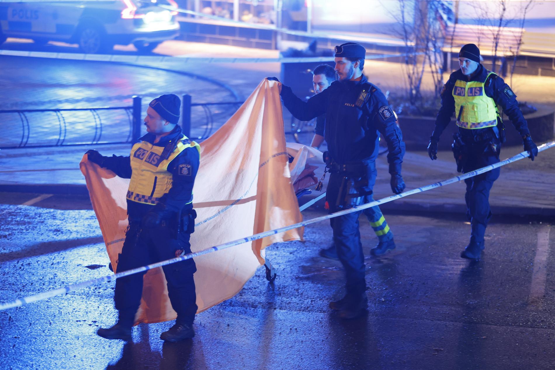 I januari förra året mördades en 39-årig man i Huvudsta centrum i Solna. Arkivbild.