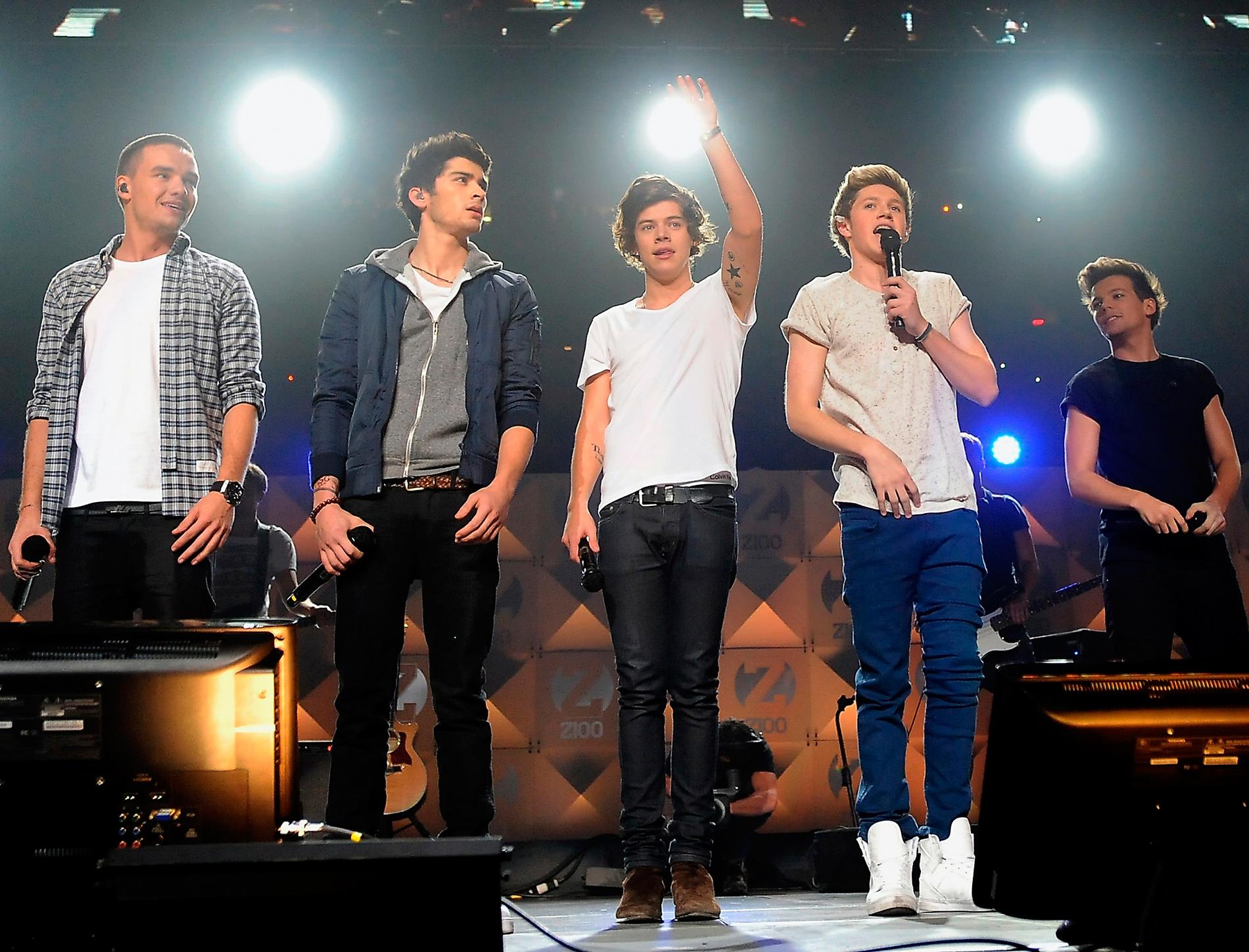 Liam Payne, Zayn Malik, Harry Styles, Niall Horan, och Louis Tomlinson under en One Direction-speling i New York.