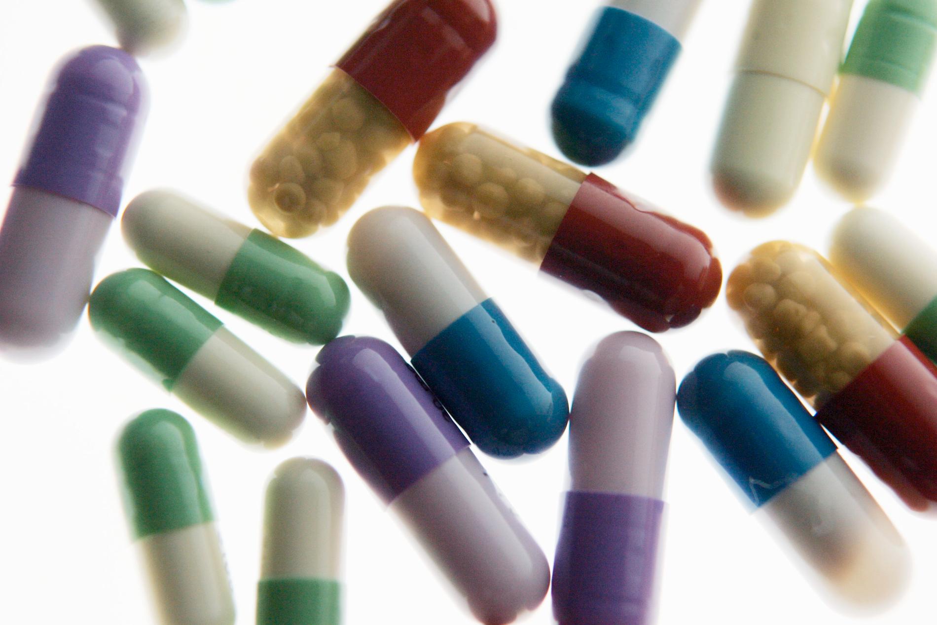 I samband med apoteksavregleringen slopades kravet på lagerhållning av läkemedel. 
