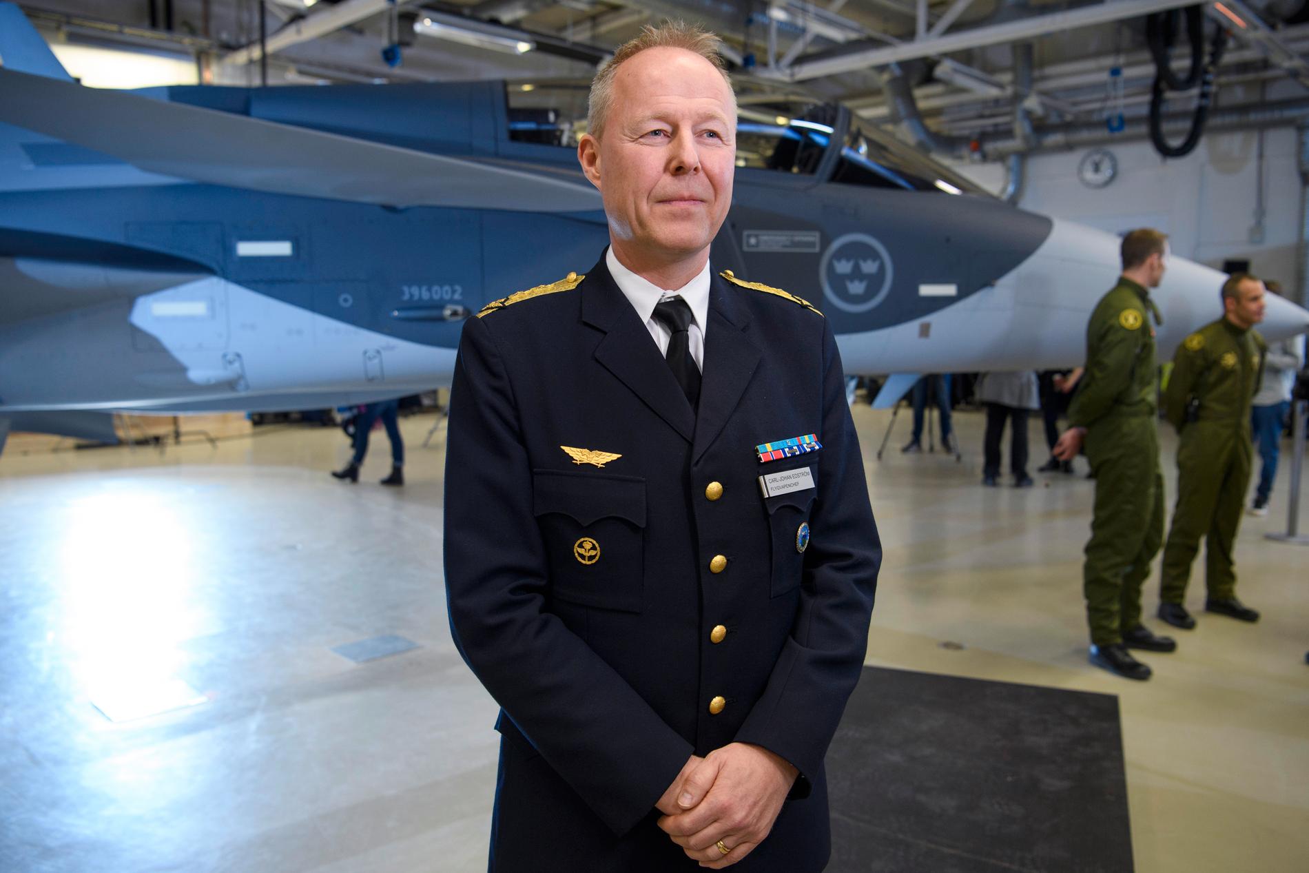 Flygvapenchefen Carl-Johan Edström ser ändå positivt på att nå en lösning. Arkivbild.