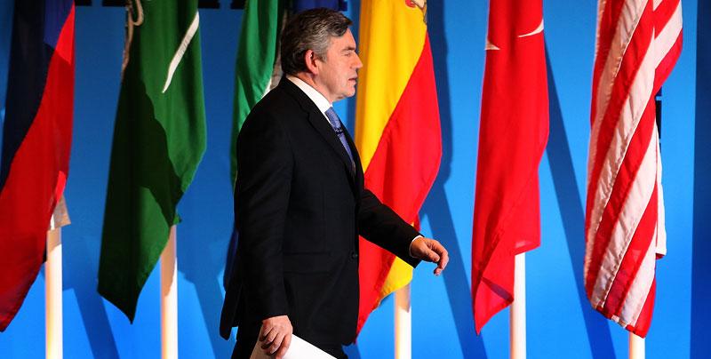 Storbritanniens premiärminister Gordon Brown höll den historiska presskonferensen.