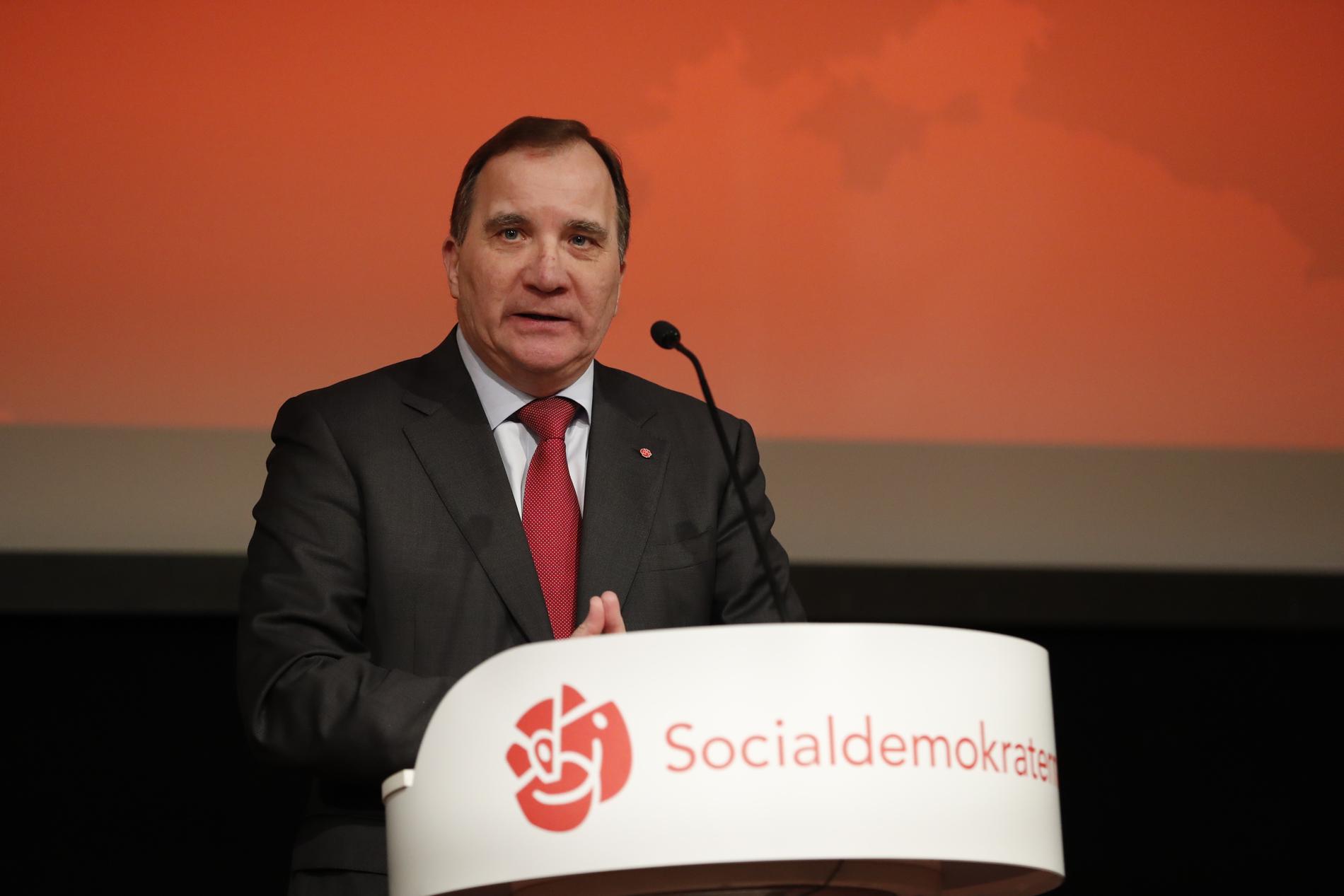 Statsminister Stefan Löfven (S) inledningstalar under Socialdemokraternas EU-valskonferens i Upplands Väsby. 