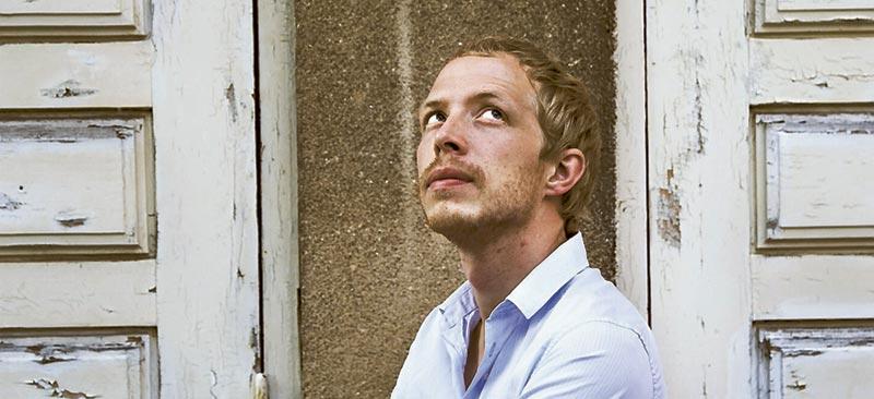 Sångaren och låtskrivaren Christopher Sander släppte soloalbumet ”Jorden var rund” förra året.