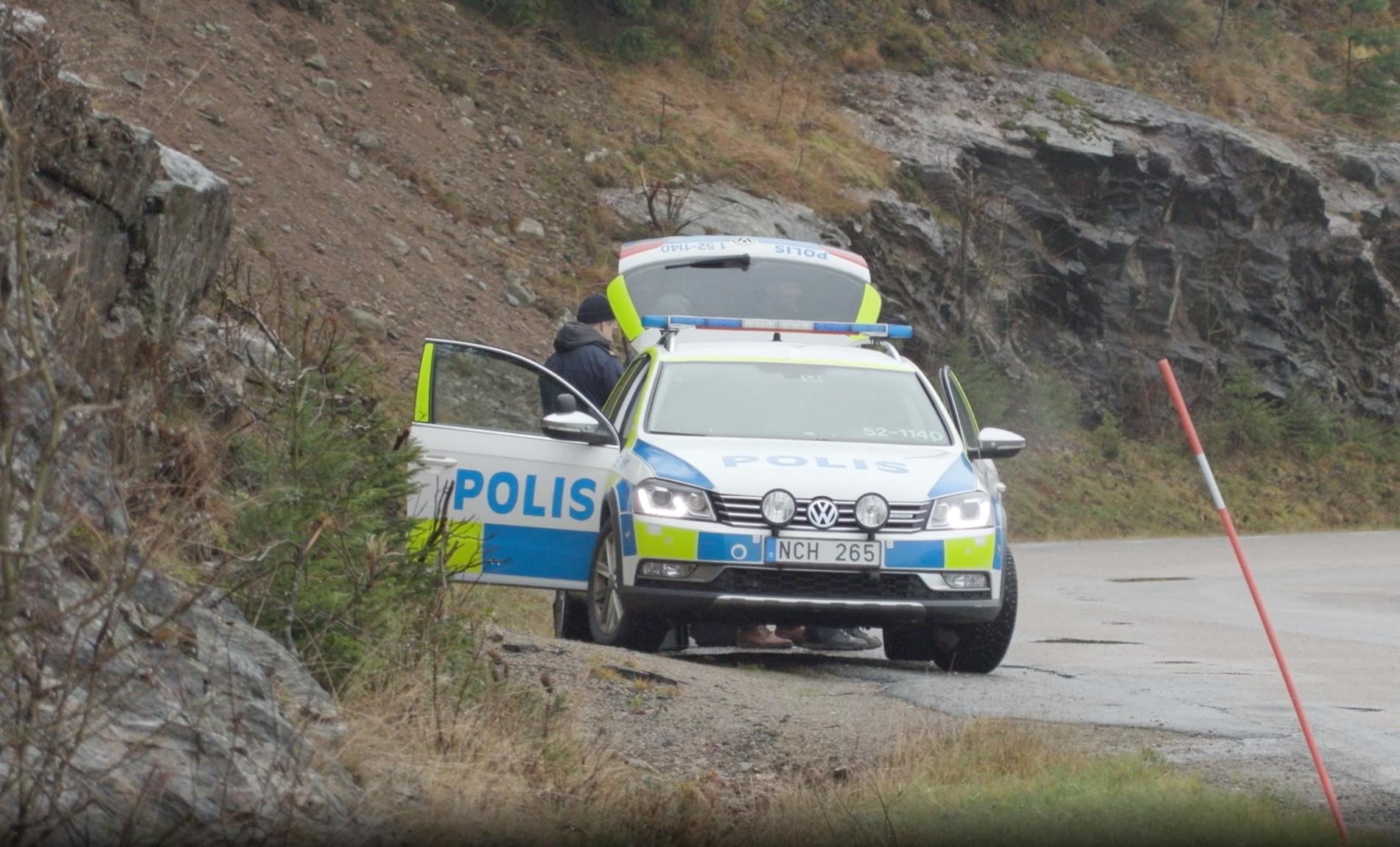 17-åriga Wilma Andersson har varit försvunnen i en vecka. Under torsdagen har polisen fortsatt söka kring Uddevalla med drönare. 