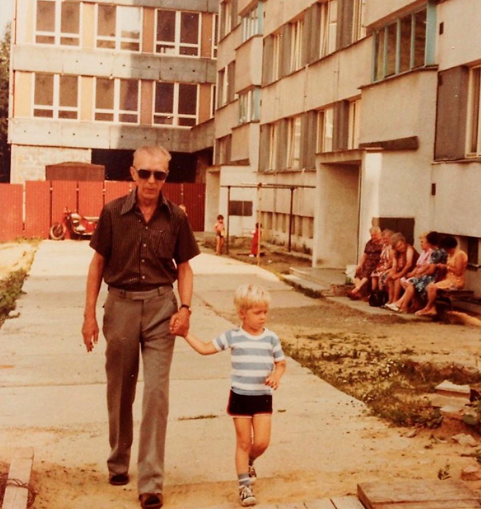 Martin Söderström med morfar Vilém i Ostrava 1982.