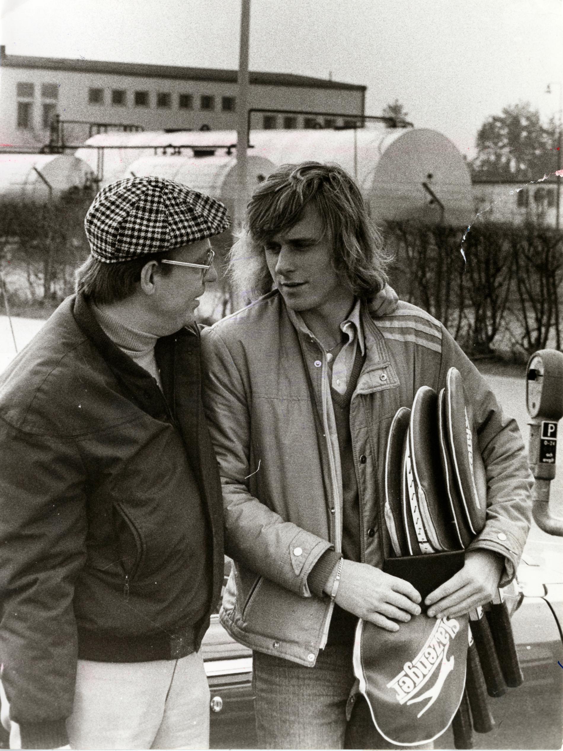Björn Borg med sin pappa Rune och året var 1973