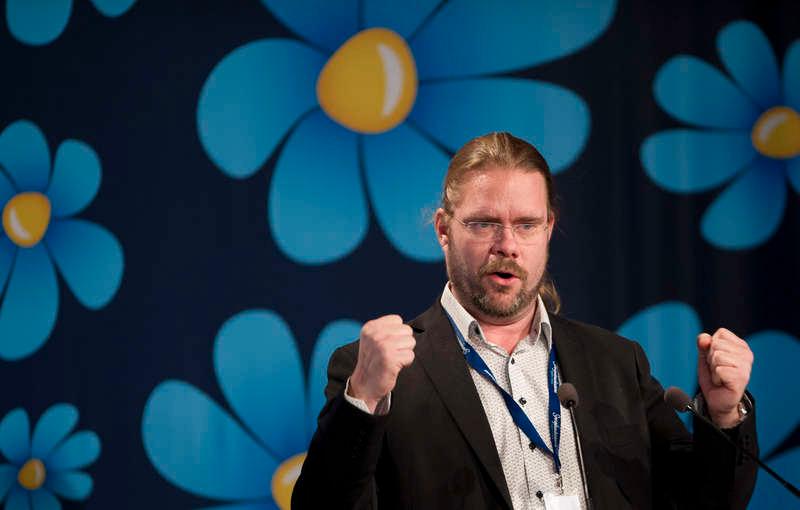 Jörgen Fogelklou i talarstolen under Sverigedemokraternas landsdagar i Lund, 2019.