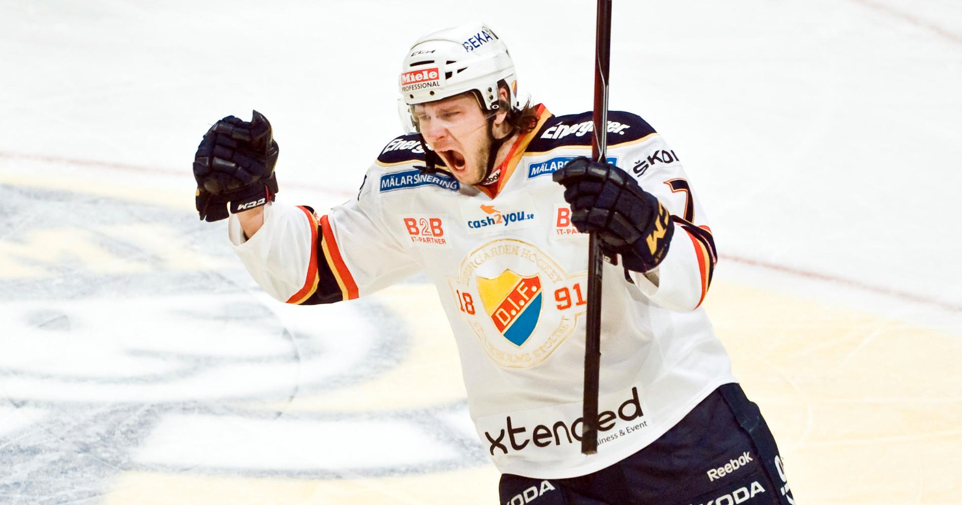 Andreas Holmqvist i Djurgårdströjan år 2012